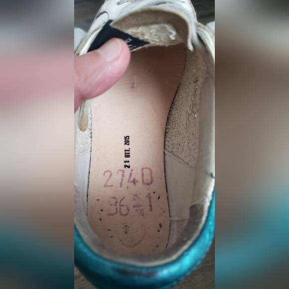 Golden Goose Leather Sneakers - Picture 6 of 6